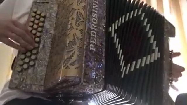 Concertina - Subeme lá Rádio 📻 смотреть онлайн