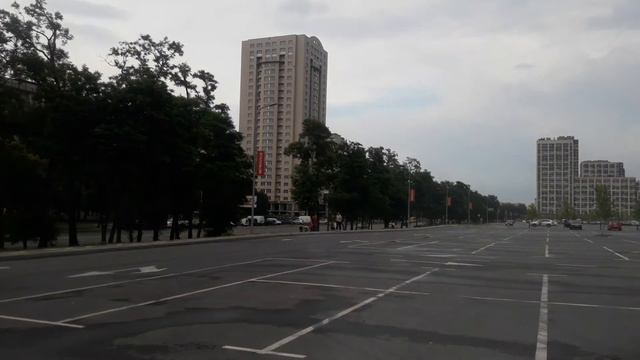 Один лишь раз сады цветут!!!
Варшавский квартал. Киев. смотреть онлайн