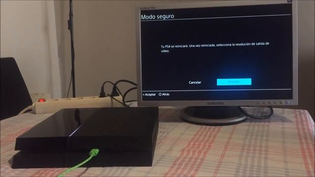Como conectar la PS4 a un monitor de PC смотреть онлайн