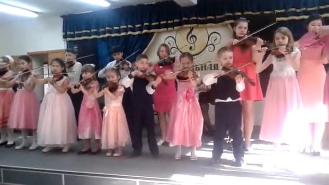ОДА К РАДОСТИ "ВЕСЁЛЫЕ НОТКИ " ДМШ 10 смотреть онлайн