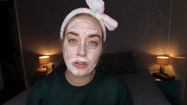 Face Mask Friday - Revolution Skincare Pink Clay Mask смотреть онлайн