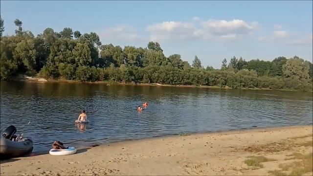 С друзьями на реке Припять.Район Коробье. смотреть онлайн