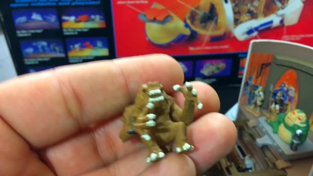 Star Wars Micro Machines | R2-D2 / Jabba's Palace Transforming Action Set The Dan-O Channel смотреть онлайн