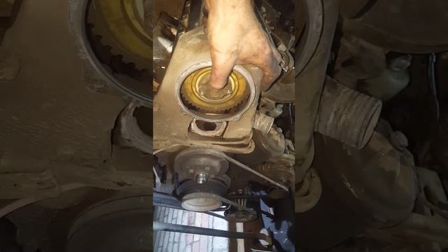 Замена прокладки ГБЦ bmw e36 Часть4. Снял верхнюю часть коллектора смотреть онлайн