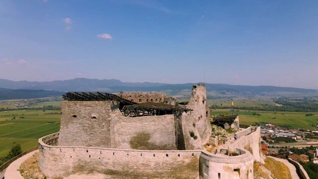 Lesser known Citadels in Romania - DJI Mavic Air 2 (4K 60fps) смотреть онлайн