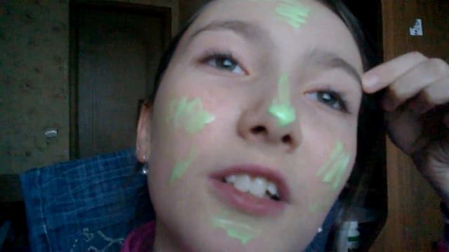 ПРОБУЕМ СВЕТЯЩИЕСЯ КРАСКИ ДЛЯ ТЕЛА ИЗ КИТАЯ / АНЯ ХОЛОД смотреть онлайн