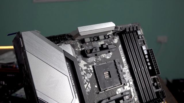 6 Years Later... The i7-4790K Vs. i3-10100F Vs. Ryzen 3 3300X смотреть онлайн