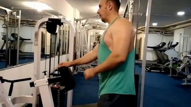 Блочная тренировка спины Влад Иванов. Очень хорошо подойдет для тренировки в легкие дни. смотреть онлайн