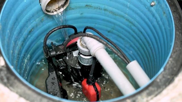 Grundfos - Undgå oversvømmelser med Grundfos kælderpumpen UNILIFT CC m/vippearm смотреть онлайн