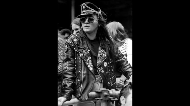 The Heavy Metal Jacket - A Brief History смотреть онлайн