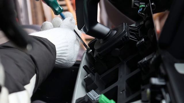 Summer Auto Parts | Upgrade Screen Massive & Coding for Land Rover Defender 2020 смотреть онлайн