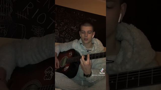Птичка, cover смотреть онлайн
