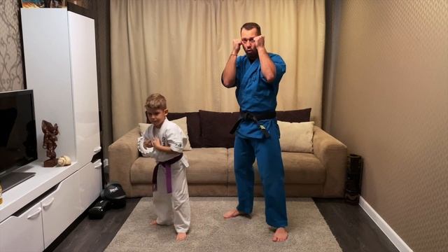 КУДО дома Блок 9: Кихон - Техника ударов руками смотреть онлайн