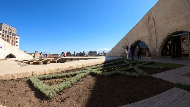 [Timelapse] Ереван: Каскад с видом на Арарат | Короткие #13 смотреть онлайн