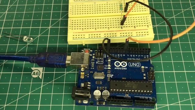Arduino LED Blink Tutorial with Breadboard | Arduino LED Code | Arduino LED in Hindi ?? смотреть онлайн