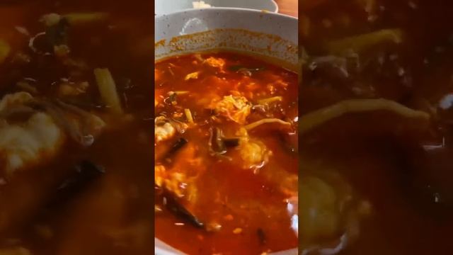 Рабоче-крестьянский обед. Юккедян, чок-поки. смотреть онлайн
