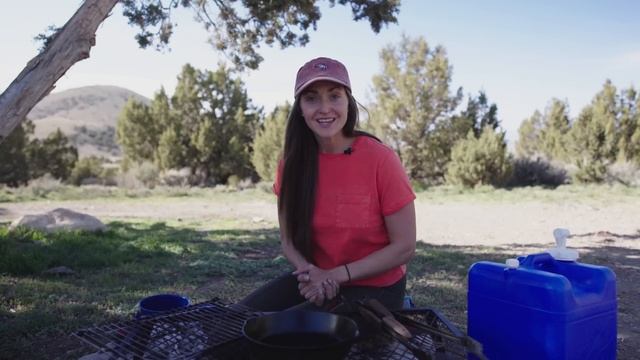 CAMPFIRE COOKING ESSENTIALS (Tools and Supplies for Cooking Over the Campfire) смотреть онлайн