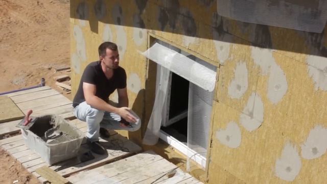 Как правильно утеплять фасад. Часть 2 - Строительство дома под ключ. Выпуск 16 смотреть онлайн