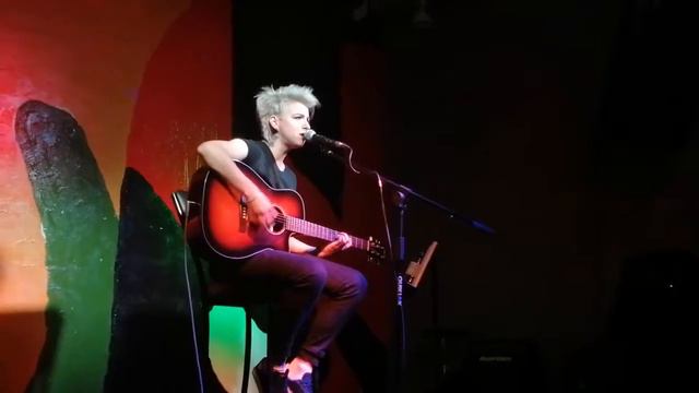 ХИЛИС БРОСЬ В МОЮ ВОДУ КАМЕНЬ снимала Римма Лемешонок смотреть онлайн