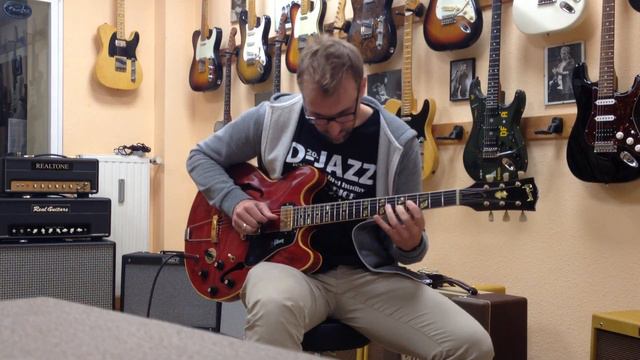 68er Gibson ES 345 über Real Guitars RG 80 Head смотреть онлайн