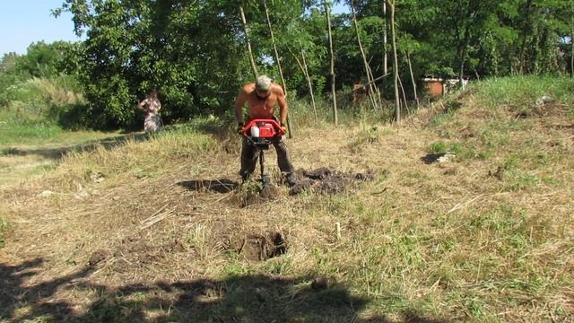 Въездная группа на участок за 7000 р. своими руками. Ворота и забор из бревен, досок и сетки! смотреть онлайн