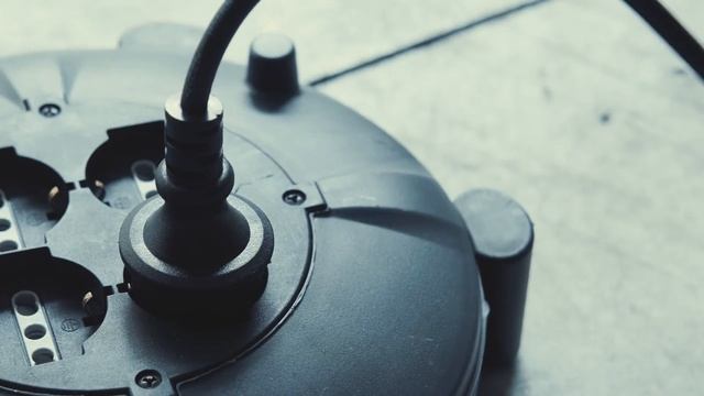 STANLEY - SXGP1300XFBE - POMPE AUTOAMORÇANTE AVEC RÉSERVOIR смотреть онлайн