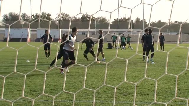 «Быки» накануне игрового дня смотреть онлайн