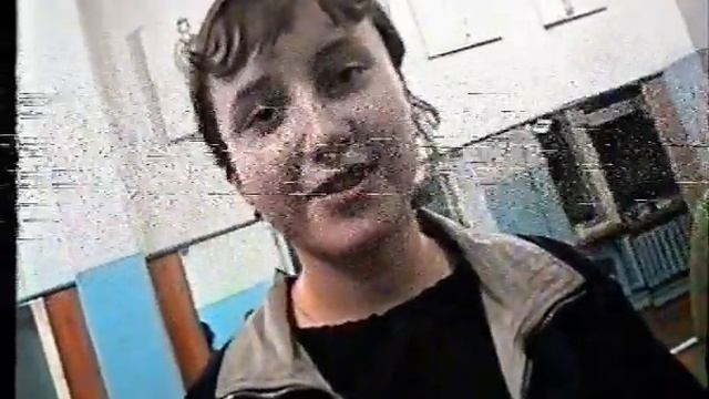 ДК им.Кирова, танцевальный ансамбль, тренировка + интервью (02.02.2001) смотреть онлайн