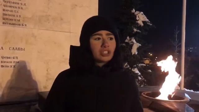 Юлия Друнина - "Зинка" (читает Огнева Глория) смотреть онлайн
