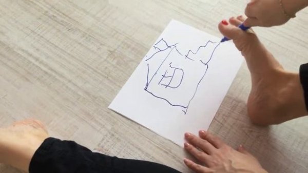 Челлендж Рисуем ногами TOE ART CHALLENGE