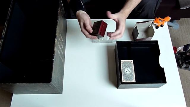 Ausgepackt: Assassin's Creed Unity Guillotine Collector’s Edition Unboxing (German/Deutsch) смотреть онлайн