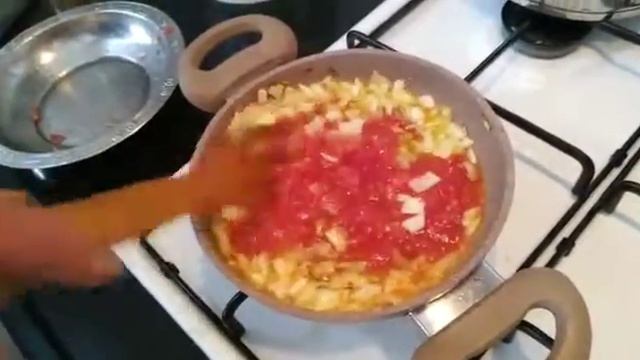Менемен Яичница по турецки классика рецепт из простых продуктов Очень вкусно смотреть онлайн