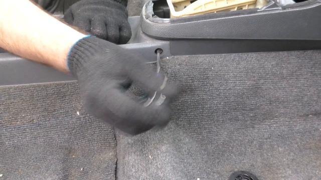 Подлокотник в салон Daewoo Nexia N100