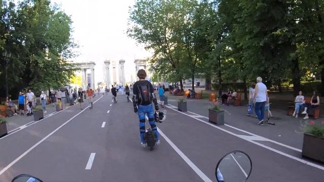 Поездка на электросамокате 10 июня, часть 2 - Сокольники смотреть онлайн