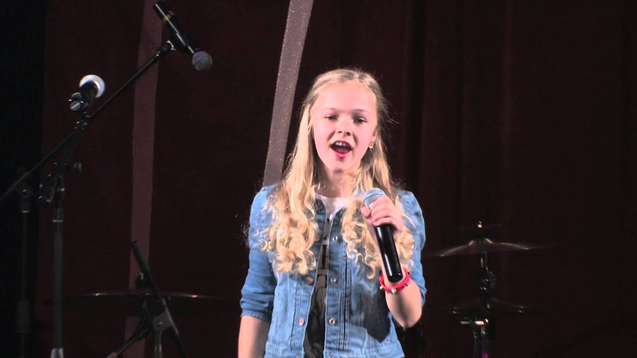 Домисолька Блюз. Концерт ЦДРИ. 92 мин смотреть онлайн