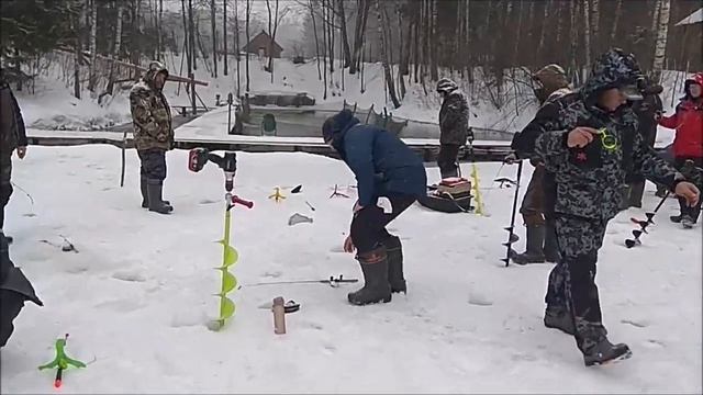 Поимки форели на активные и пассивные снасти. Клёвое место, Лосиный остров, спорт-зона.
