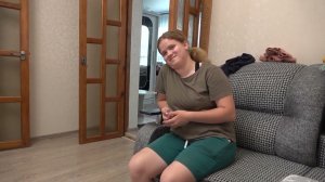 Уговариваю Дарину поехать за одеждой. АМК декоративные покрытия 8.06.23.