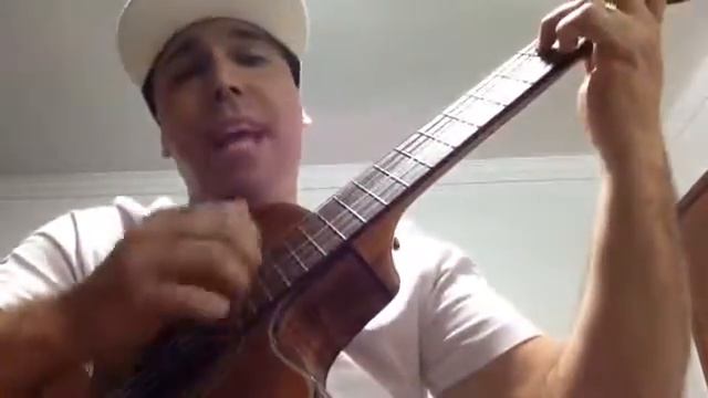 Música nova do Johnny Oliveria do grupo Kiaue. смотреть онлайн