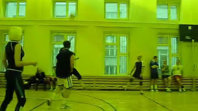 Волейбол. Темная Лошадка. 11.12.2011 Первая игра.