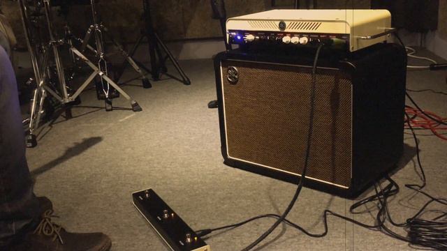 Yamaha THR100H Amp смотреть онлайн