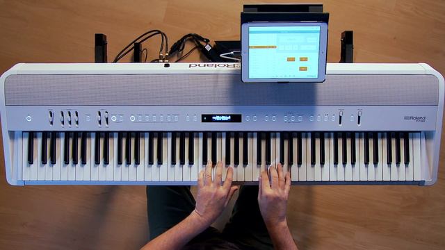Roland FP-90 Digital Piano - Quick Jam with Scott Tibbs смотреть онлайн