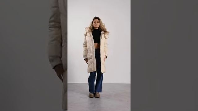 Обзор зимних новинок 2023-2024 #верхняяодежда #верхняяодежда #курткиоптом #оптом#мода#женскаяодежда смотреть онлайн