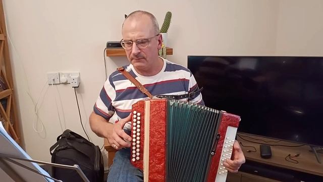 СПУСТИЛАСЬ НОЧЬ... ( Прощальное танго ) Гармонь, The Garmonika, Armonika. Пает Айдас. смотреть онлайн