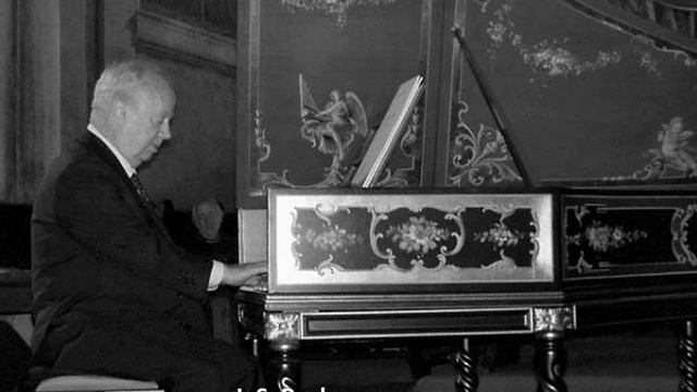 J. S. Bach - Prelude and Fugue n.1 in C Major BWV 846 (WTC I) смотреть онлайн