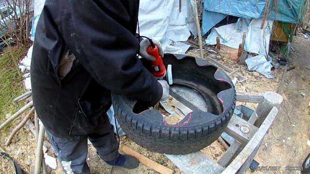 Как сделать клумбу из шин своими руками на дачу / Поделки из покрышек