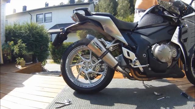 VFR 1200 F VFR1200F With Stock And GPR G.P.R Titan Exhaust