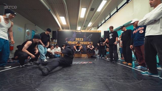 Eeight vs Predatorz [top 16] // BBIC 2023 x 4v4 Breaking Crew // stance смотреть онлайн