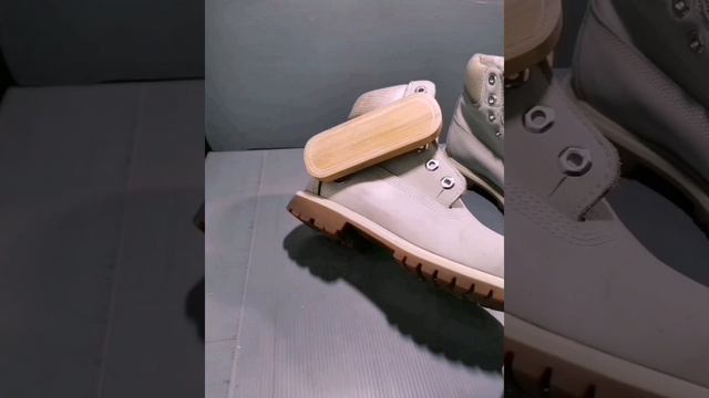 Комплексная химчистка Timberland и обработка водооталкивающей пропиткой. смотреть онлайн