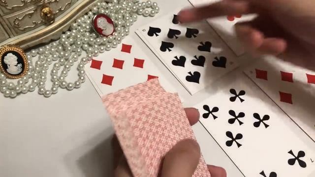 ПИКОВАЯ ДАМА ВЫШЛА ИЗ КОЛОДЫ. НЕУЖЕЛИ ОН БРОСИЛ ЕЕ. ВЕРНЕТСЯ ЛИ КОРОЛЬ В ДОМ ПОЧТЕННОЙ ОСОБЫ!? КАРТ смотреть онлайн