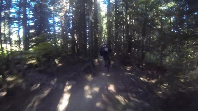 Surrey, Morzine, Chamonix, Whistler - 5 Years of Biking смотреть онлайн
